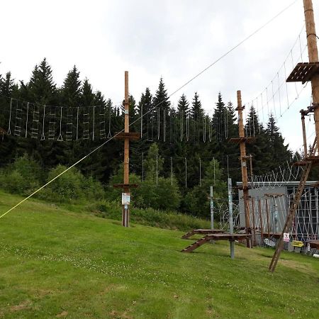 Sportcentrum Klinovec Loučná pod Klínovcem エクステリア 写真