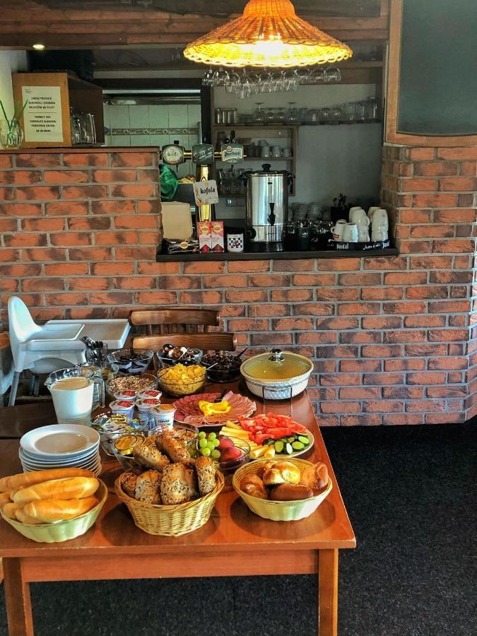 Sportcentrum Klinovec Loučná pod Klínovcem エクステリア 写真