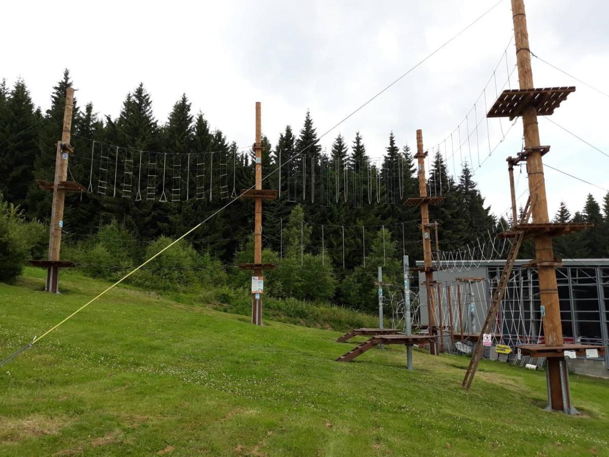 Sportcentrum Klinovec Loučná pod Klínovcem エクステリア 写真